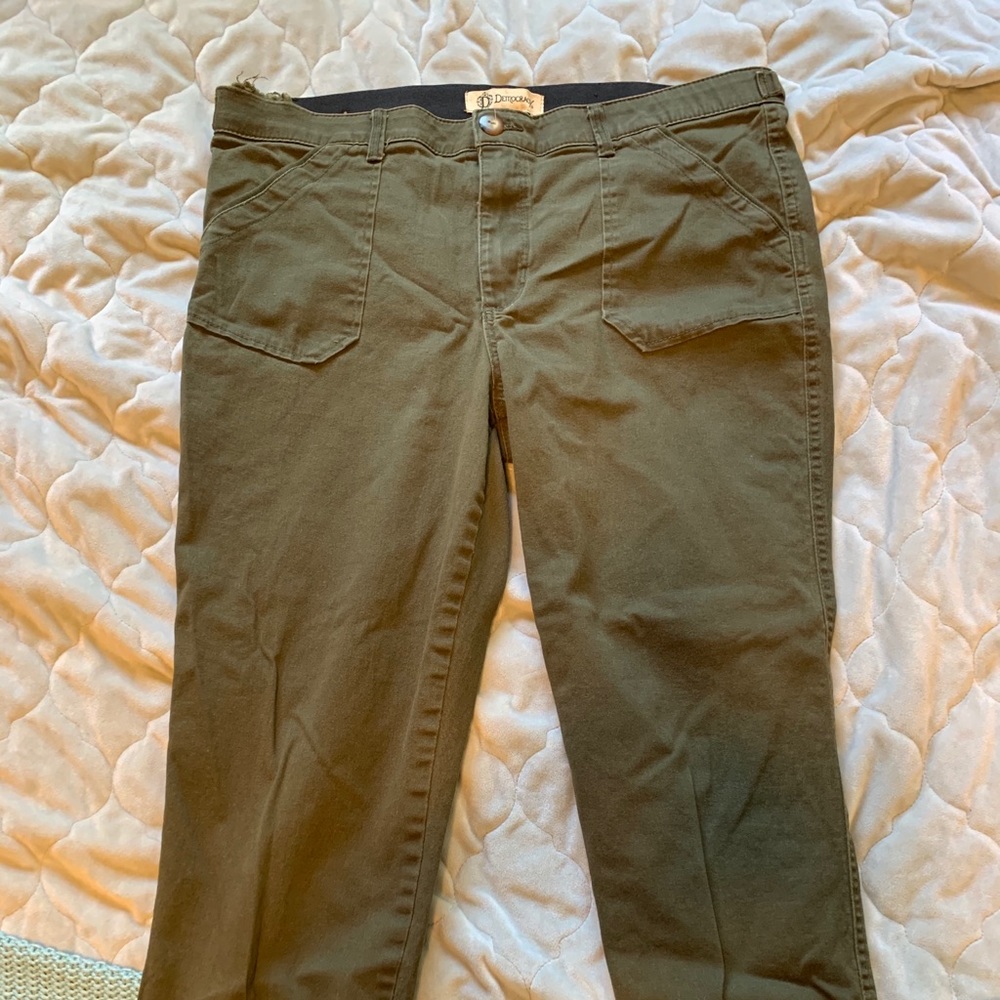 Democracy cropped dark green pants